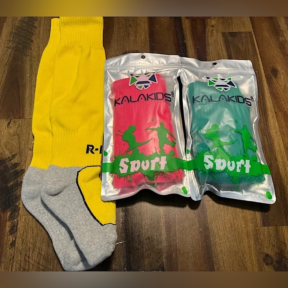 Kalakisa high rise socks